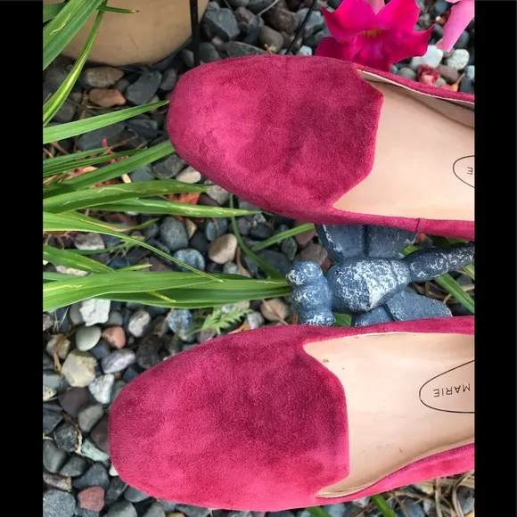 🌸🌈🍀 ALLI Marie Suede Flats