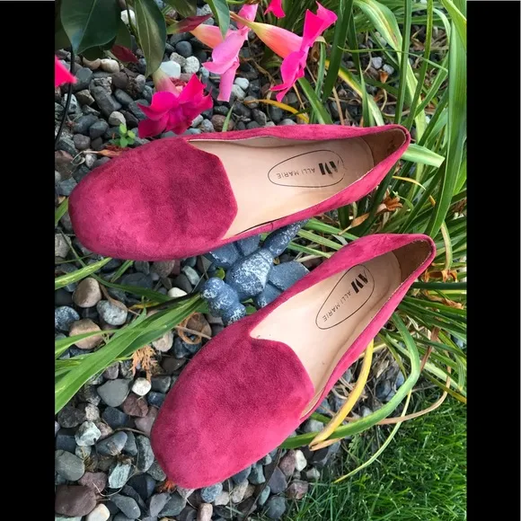 🌸🌈🍀 ALLI Marie Suede Flats