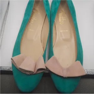 🪲 Butter Lavorazione Artigiana emerald green tan bow flats 10 Italy RARE