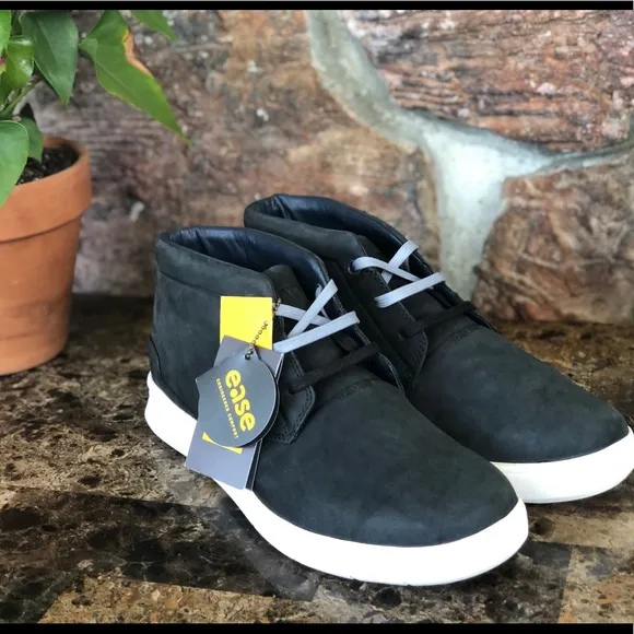 🆕 CAT theorem chukka boots - light weight