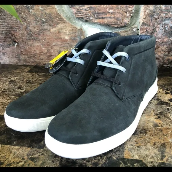 🆕 CAT theorem chukka boots - light weight
