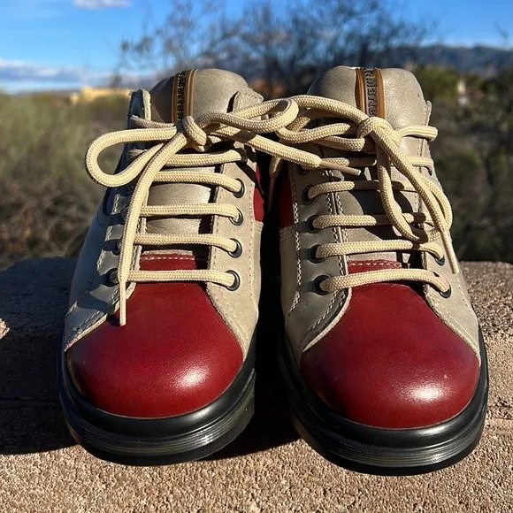 🏴󠁧󠁢󠁥󠁮󠁧󠁿 Dr. Martens MIE Vintage 90’s Two Tone Mules / Bowling Shoes UK 5