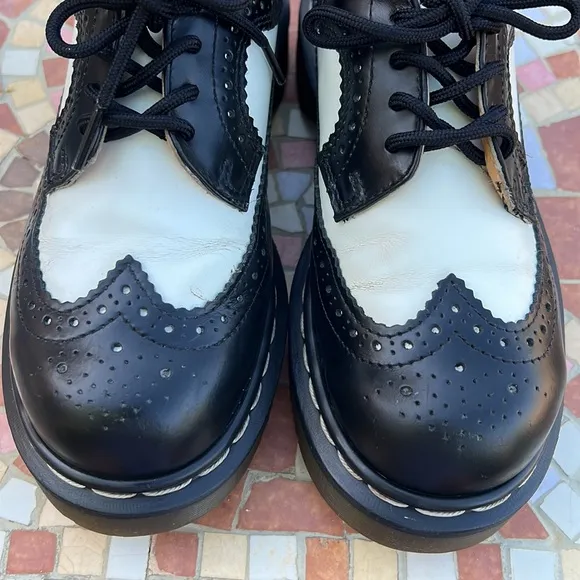 🏴󠁧󠁢󠁥󠁮󠁧󠁿 Dr. Martens MIE Vintage Tuxedo Platform Wingtips / Oxfords UK 3