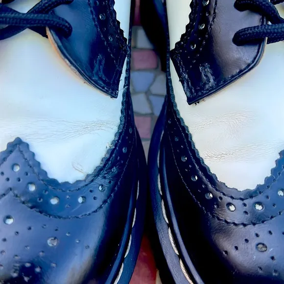 🏴󠁧󠁢󠁥󠁮󠁧󠁿 Dr. Martens MIE Vintage Tuxedo Platform Wingtips / Oxfords UK 3
