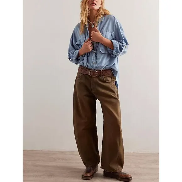 🆕 FREE PEOPLE We The Free Good Luck Coated Barrel Jeans / New Moon