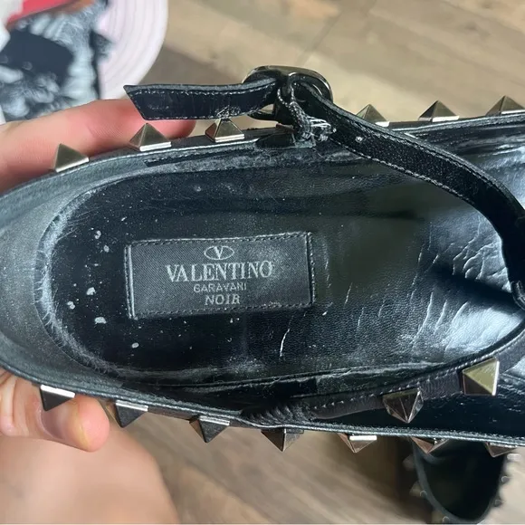 🎉🛍️ MOVING SALE • Valentino Garavani Noir Black Cage ballerina flats 39