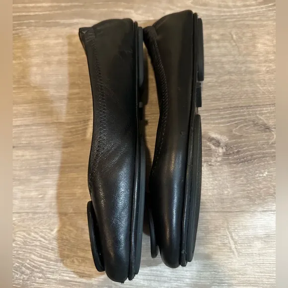 🖤 Tory Burch Reva Black Leather Flats - Size 5M🖤