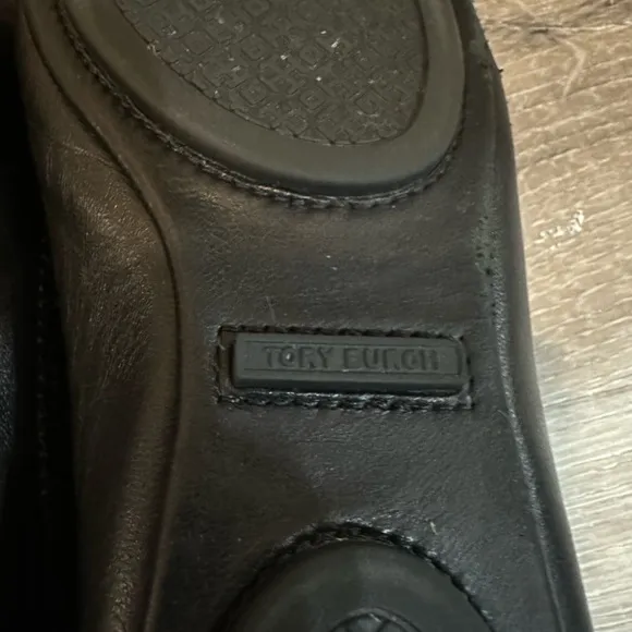 🖤 Tory Burch Reva Black Leather Flats - Size 5M🖤