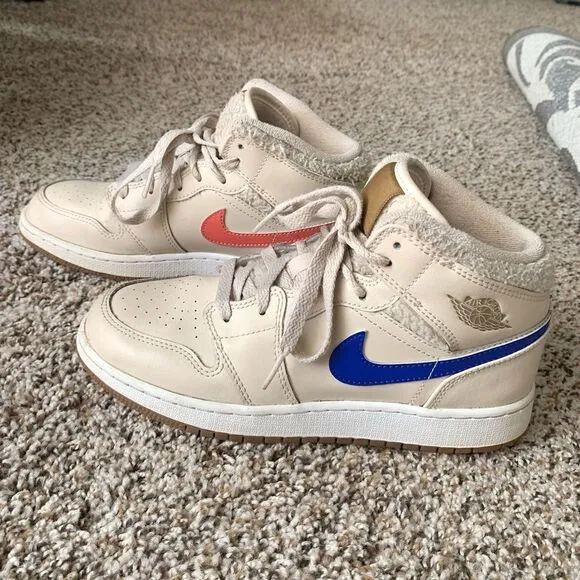 2021 Air Jordan 1 Mid Utility GS Fleece Kids Size 6 Cream Original