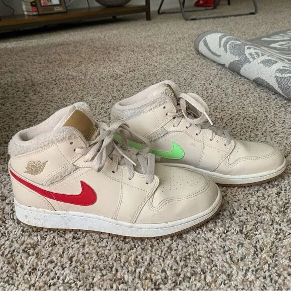 2021 Air Jordan 1 Mid Utility GS Fleece Kids Size 6 Cream Original