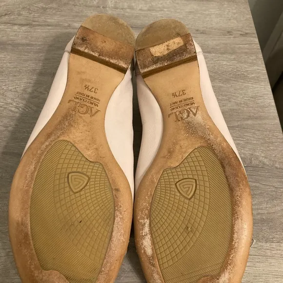 $315 AGL Attilio Giusti Leombruni Ballet Suede Flats Cap Toe Buckle Slv/Tan sz 7