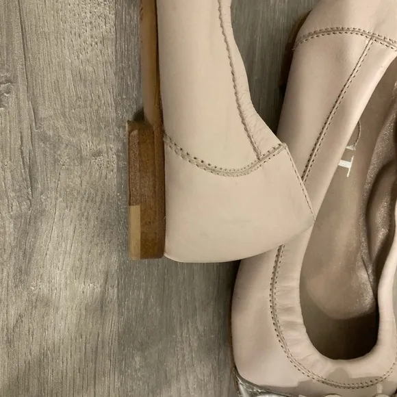 $315 AGL Attilio Giusti Leombruni Ballet Suede Flats Cap Toe Buckle Slv/Tan sz 7