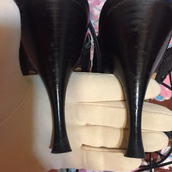6 Michael Kors Collection Ankle Wrap SAndals Guc