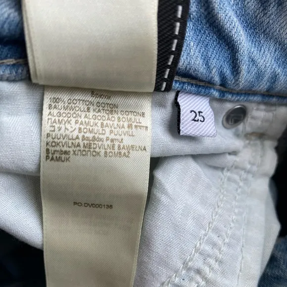 7 FOR ALL MANKIND  Tess Trouser in Secret Keeper Size 25 Light Wash