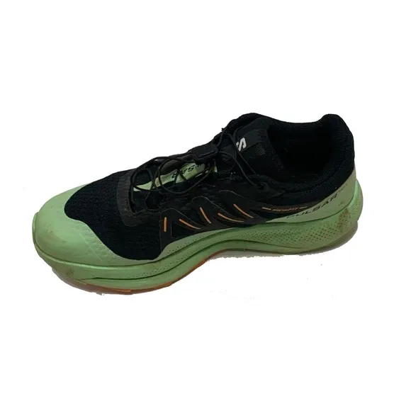8.5 / Salomon pulsar trail sneakers