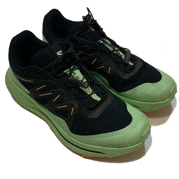 8.5 / Salomon pulsar trail sneakers