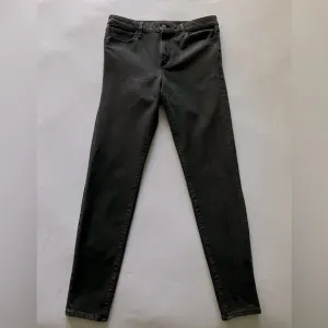 Abercrombie “Simon” High-Rise Jeans – Stone Color, Size 10/30 | Gently Worn