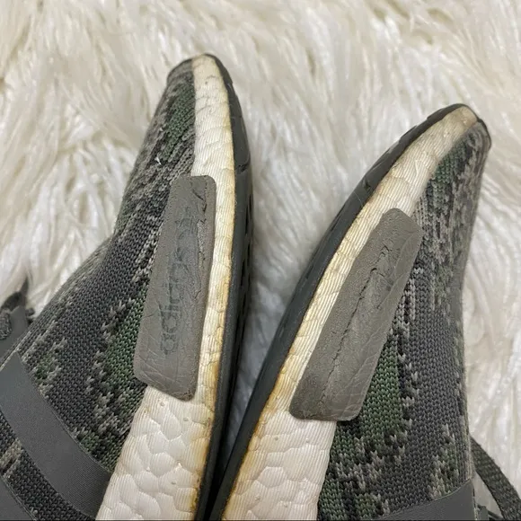 ADIDAS men’s green camo NMD Primeknit sneakers 6.5