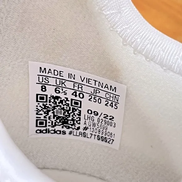 Adidas Originals NMD_R1  Women’s Sneakers