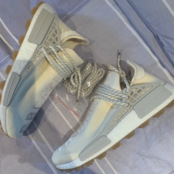 Adidas Pharrell x NMD HU Trail PRD ‘Now is Her Time’ Sneakers NWOT Size 8.5M