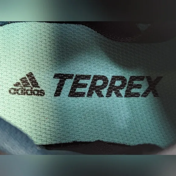 Adidas Terrex Voyager 21 Black Acid Mint FW9389 Hiking Trail Sneakers sz Men 7.5