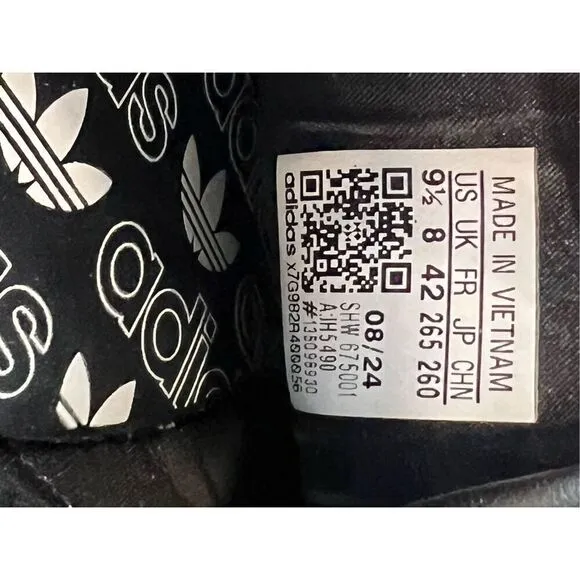 Adidas Women's Core Black Japan Lace Up Leather Low Top Sneakers Size 9.5 NWOT