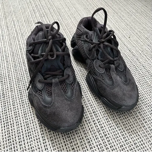 ADIDAS YEEZY 500 Sneakers Utility Black Women's Size 6 NWT