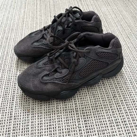 ADIDAS YEEZY 500 Sneakers Utility Black Women's Size 6 NWT
