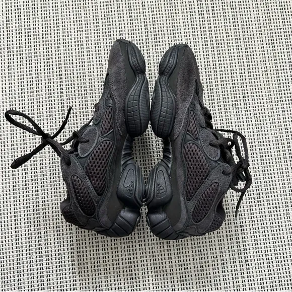 ADIDAS YEEZY 500 Sneakers Utility Black Women's Size 6 NWT