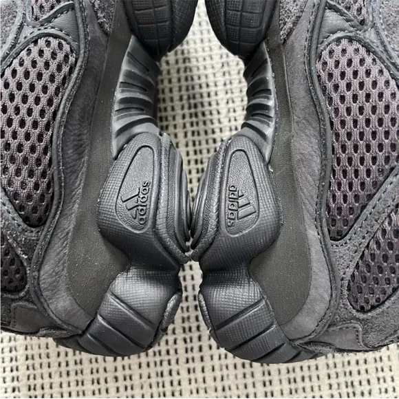 ADIDAS YEEZY 500 Sneakers Utility Black Women's Size 6 NWT