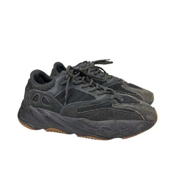 Adidas Yeezy Boost 700 Utility Black Sneakers Shoes Men's 9 Streetwear