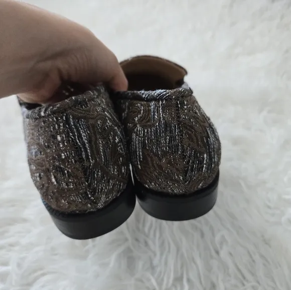 Alex Marie the GilmoreTwo Hardware Bit Loafers. Size 8. New.Printed fabric upp