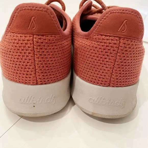 AllBirds  100% Wool Sneakers Trail Runner size 9 Nantucket Red