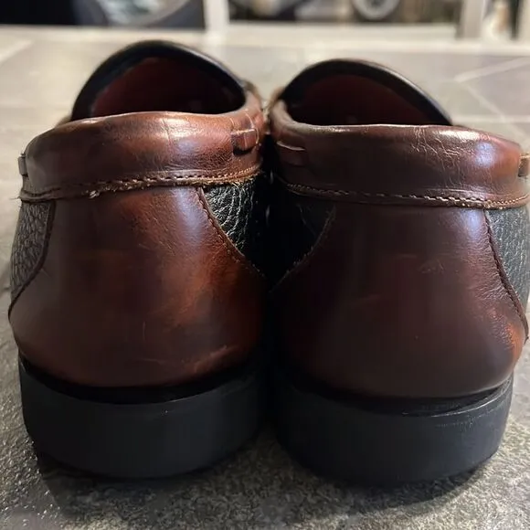 Allen Edmonds Nashua Two Tone Kilt Tassel Loafers size 10 1/2 D.