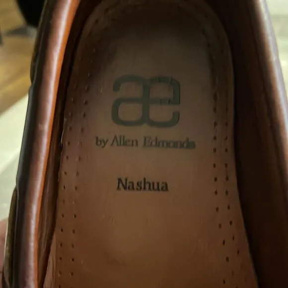 Allen Edmonds Nashua Two Tone Kilt Tassel Loafers size 10 1/2 D.