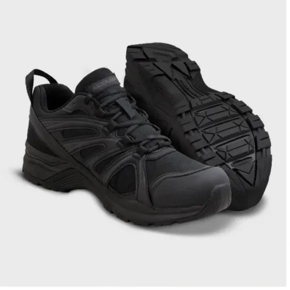 Altama mens work shoe/sneakers