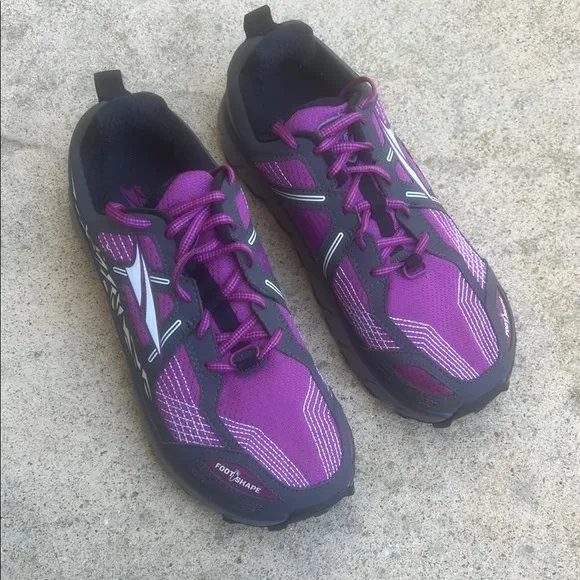 Altra Lone Peak 3.5 Trail Running Sneaker Fuschia/Grey Size 9