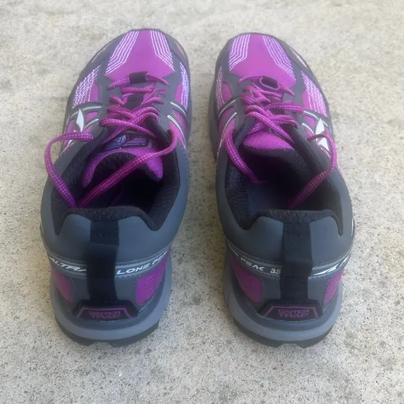 Altra Lone Peak 3.5 Trail Running Sneaker Fuschia/Grey Size 9