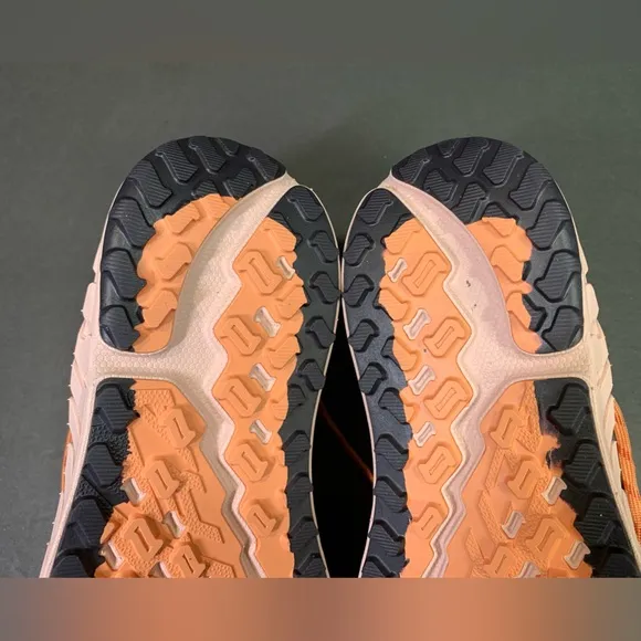 ALTRA Outroad Women’s Trail Running Sneakers Shoe Size- 7.5