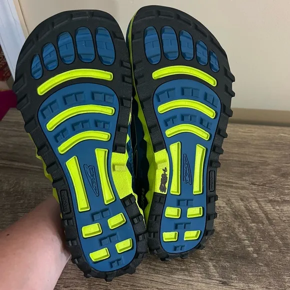 Altra Superior 4.5 Trail Running Sneakers Blue Lime Men’s Size 8 Gaiter Trap