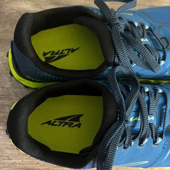 Altra Superior 4.5 Trail Running Sneakers Blue Lime Men’s Size 8 Gaiter Trap