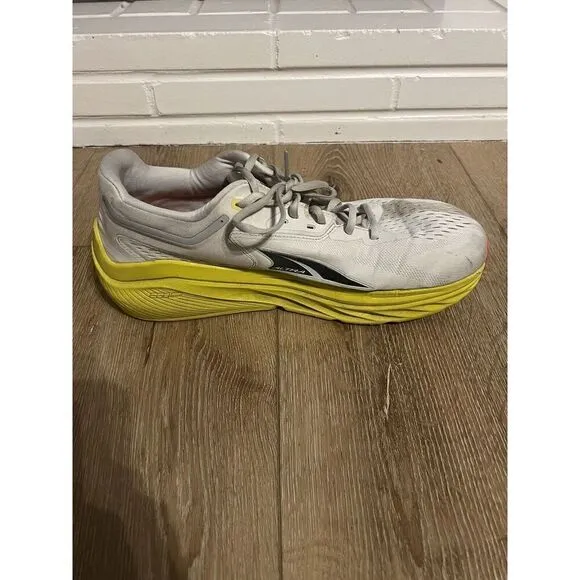 Altra Via Olympus Low Size 11.5 Mens 006847 White Yellow Trail Running Sneakers