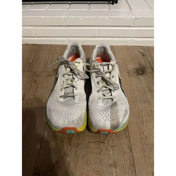 Altra Via Olympus Low Size 11.5 Mens 006847 White Yellow Trail Running Sneakers