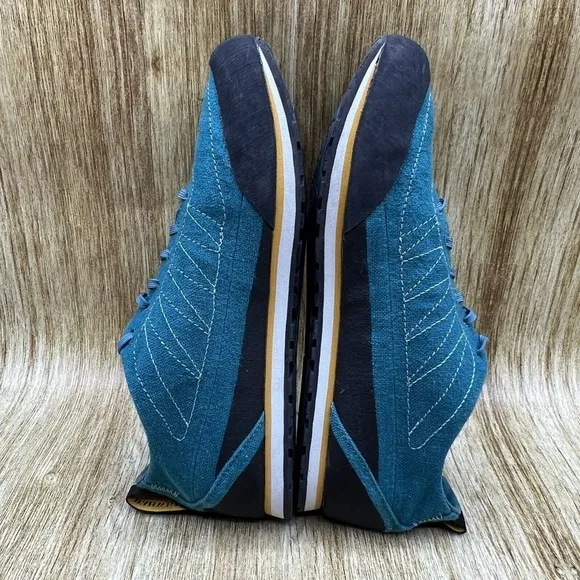 Altra Wahweap Women's Size 7.5 Blue Trail Running Shoes Sneakers ALW1963P024