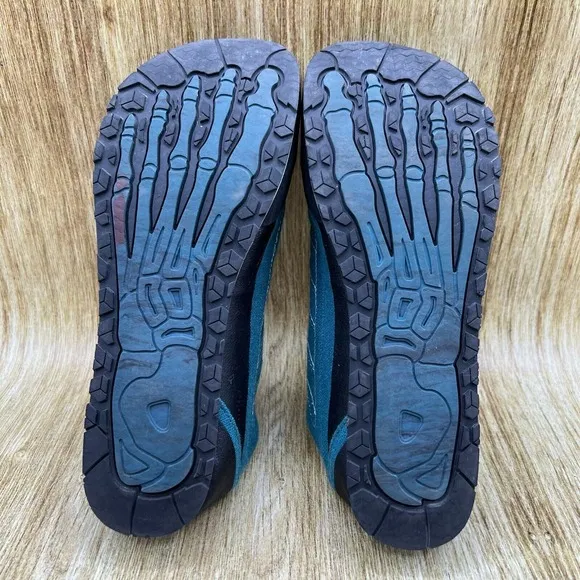 Altra Wahweap Women's Size 7.5 Blue Trail Running Shoes Sneakers ALW1963P024
