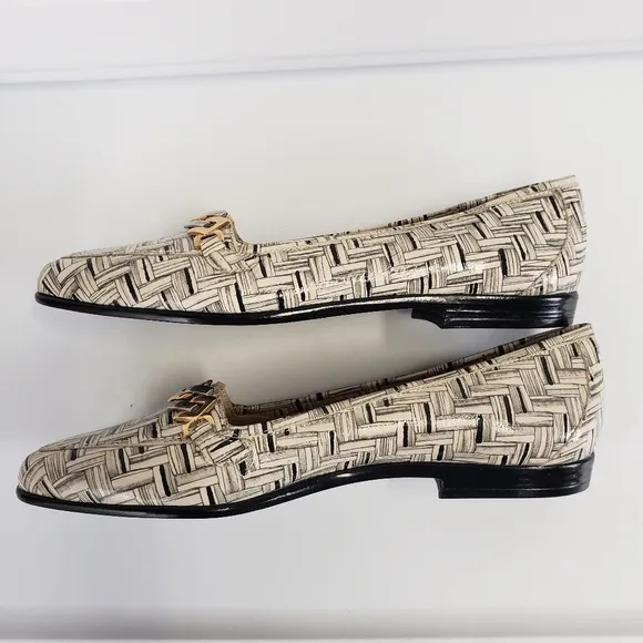 Amalfi by Rangoni Genuine Leather Cream &amp; Black Patterned Loafers Size 7
