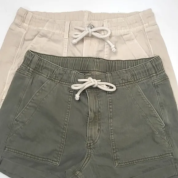 American Eagle Short Casual Shorts High Waist Rise Utility Pockets Button &amp; Zip
