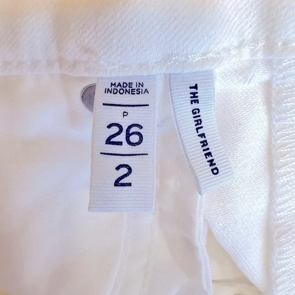 Ann Taylor LOFT Cuffed Girlfriend Jeans in White Size 2 Petite NWOT