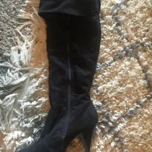 Ann Michelle over the knee high heel boots