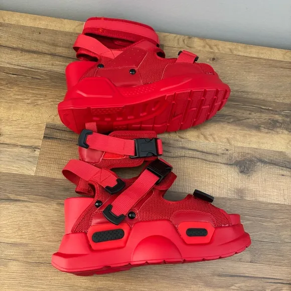 Anthony Wang Platform Buckle Strap Sandals Red